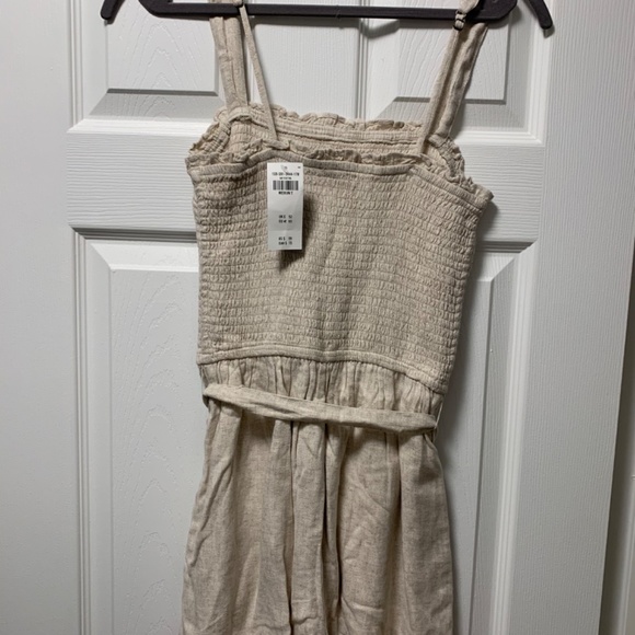 Abercrombie romper size med tall - Picture 2 of 4